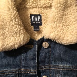 NEW WITH TAGS Gap denim jacket